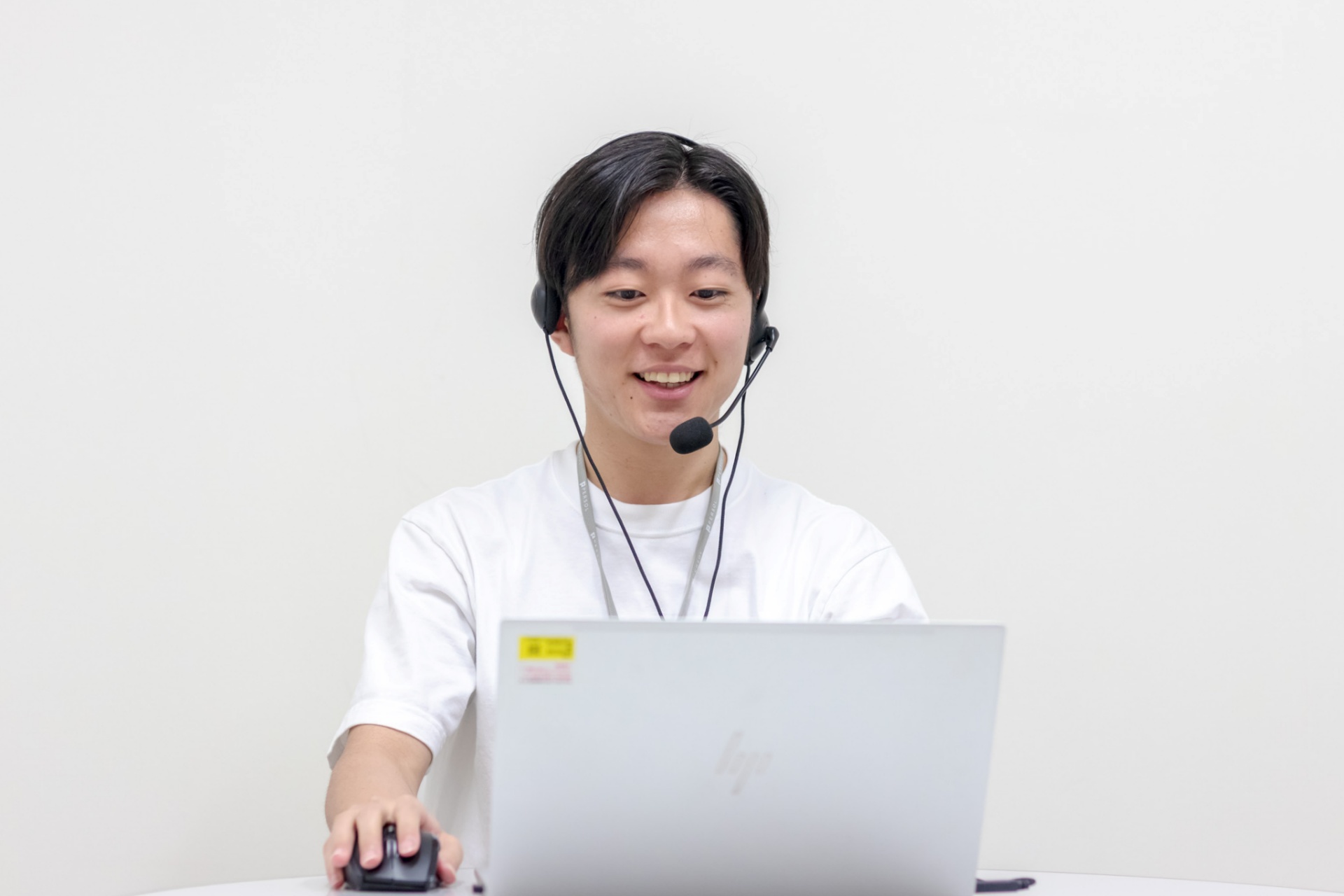 テレビショッピングの注文を受け付ける仕事です