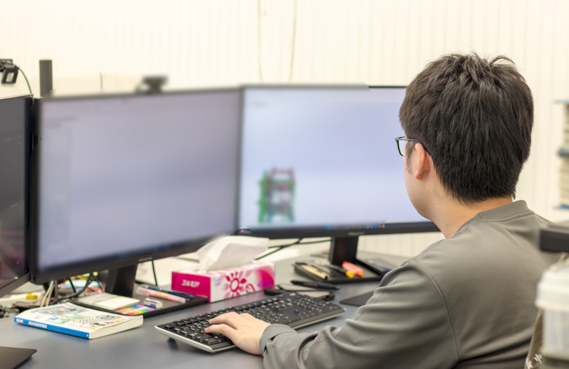 3D CADを用いた機械装置の設計を担当します