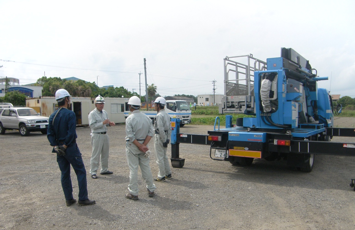 点検の専門知識や図面作成の技術を習得できます