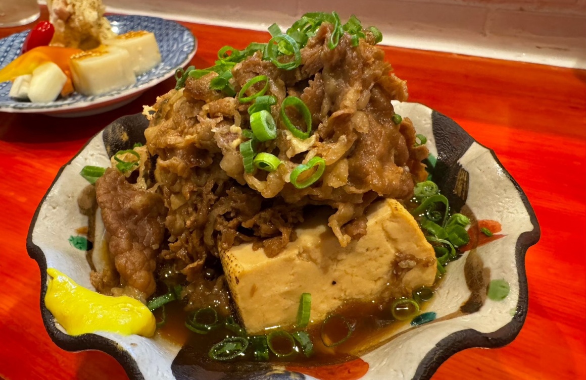 旬の食材や女将との会話が楽しめる「ブンスト」