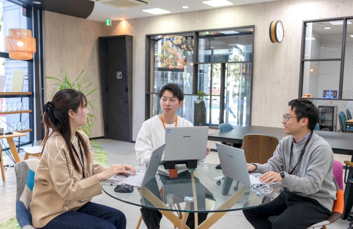 専属トレーナーが知識・技術習得をサポートします