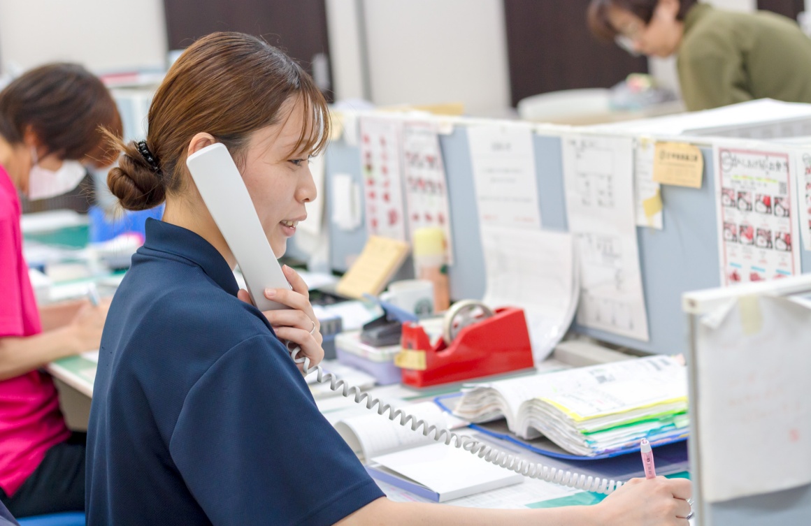 先輩スタッフに質問・相談できる環境です