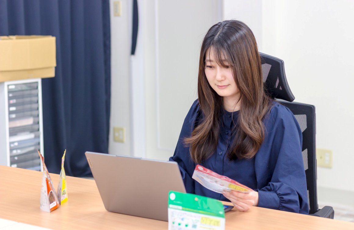 ネットショップの運営を担当します