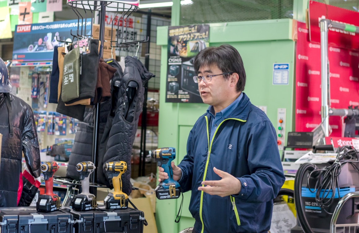 宮崎の建築現場と職人を支えています