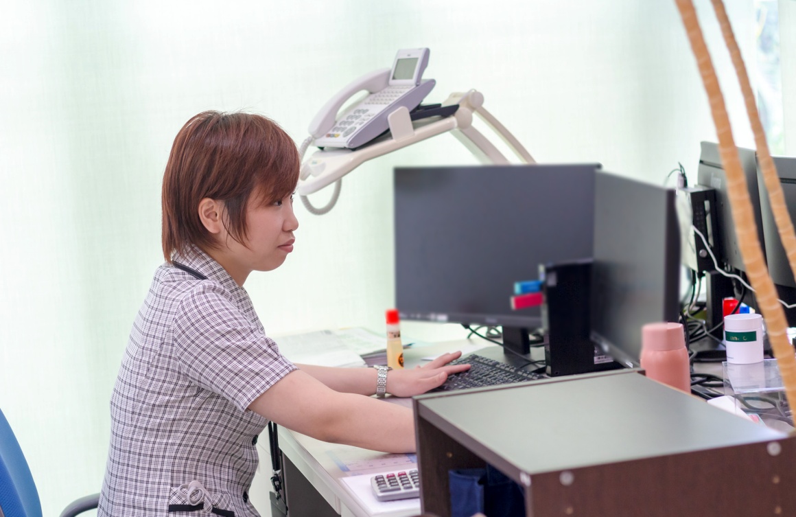 会計・税務代行業務を担当します
