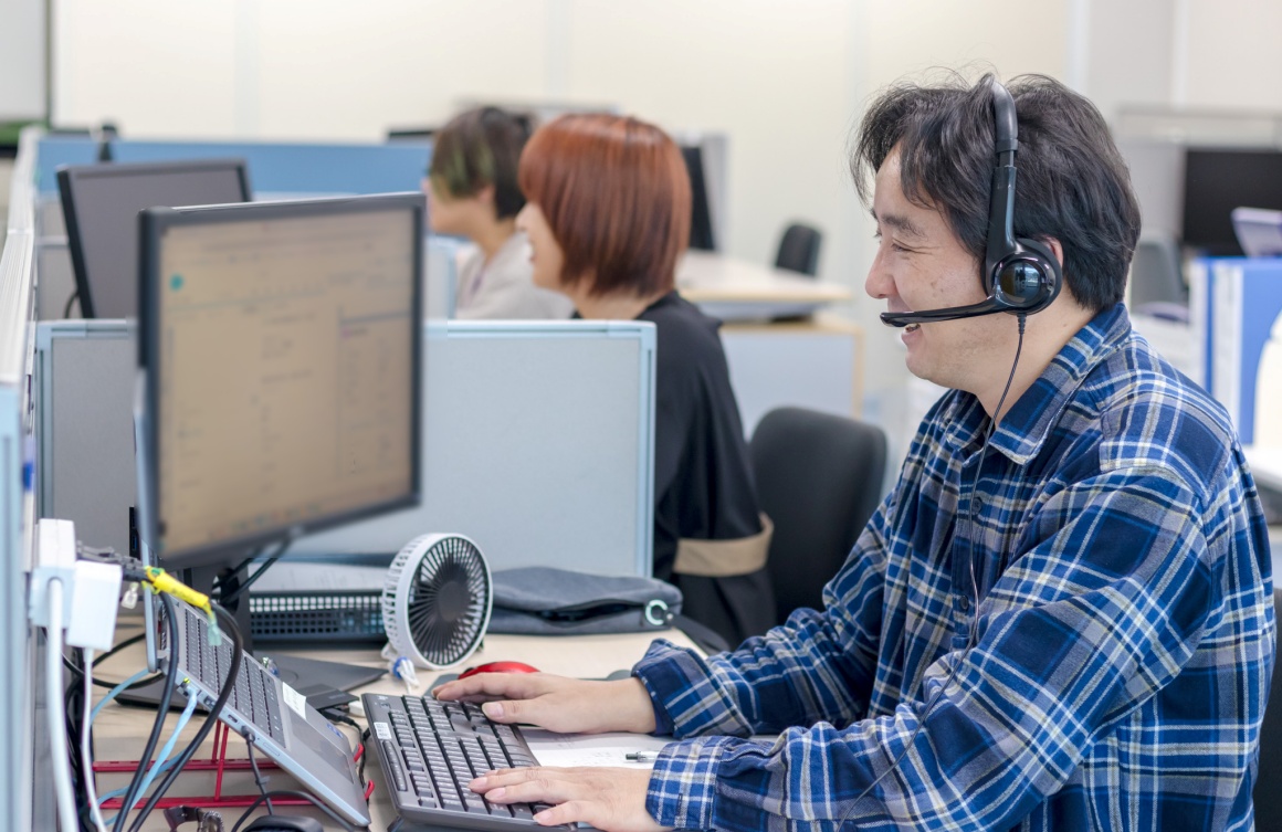 患者さんや医療従事者からの問い合わせに対応します