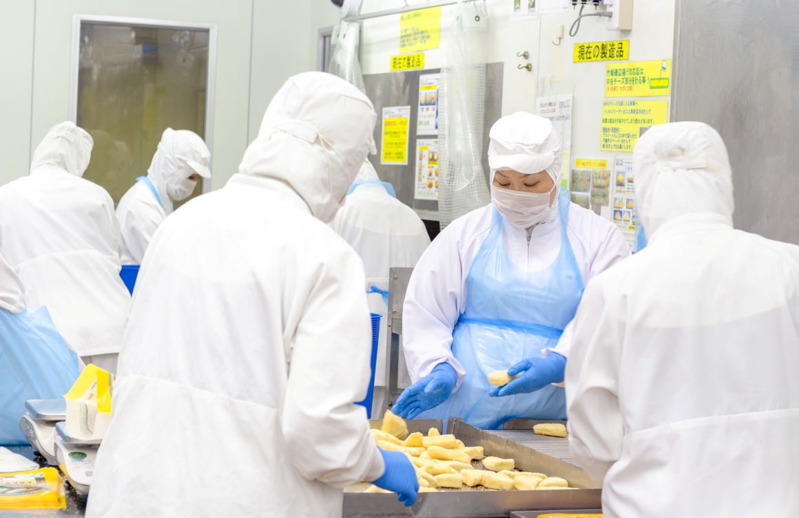 生産計画に沿って製造を担当します