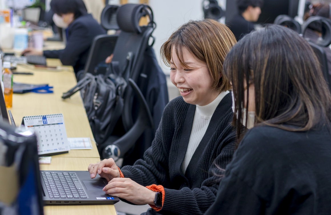 自分たちで考え意見を出し合って進めています