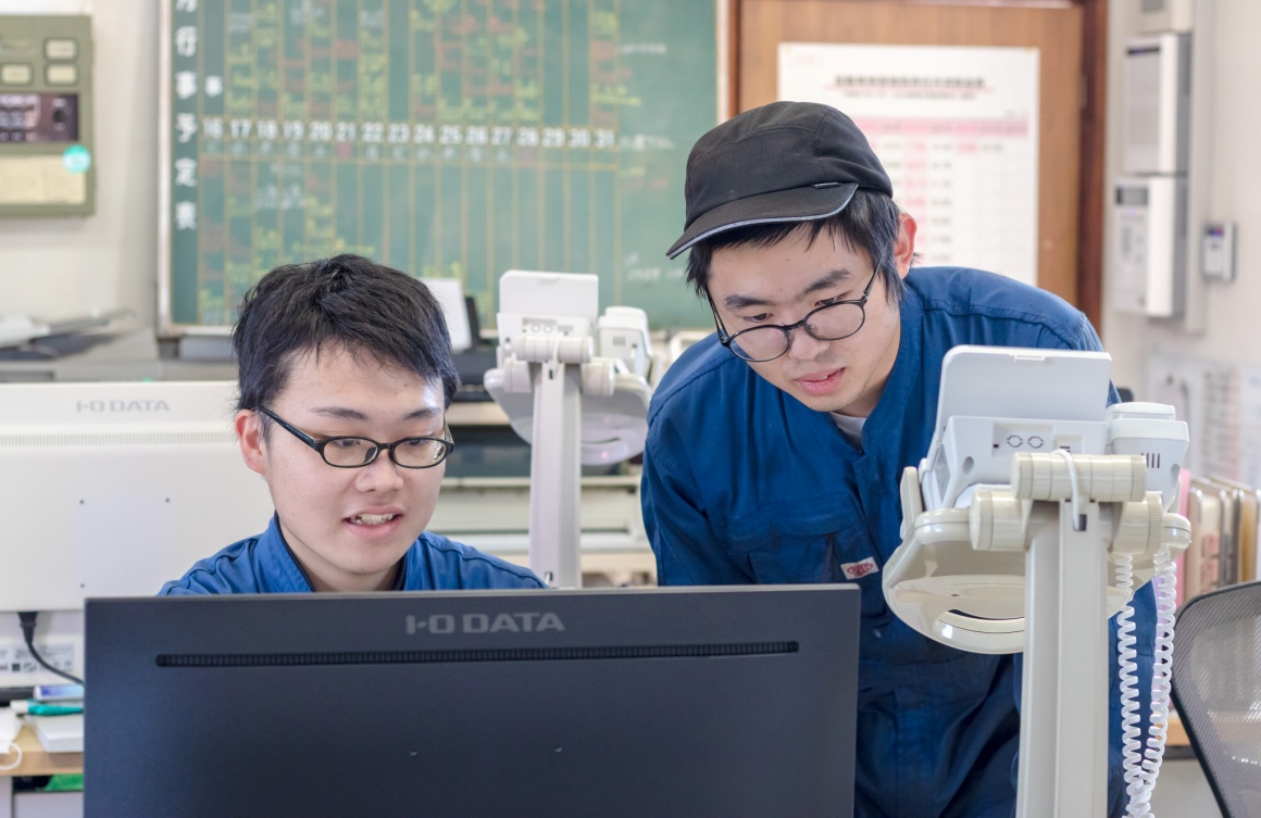 車検や車両に関する知識は一から身につけられます