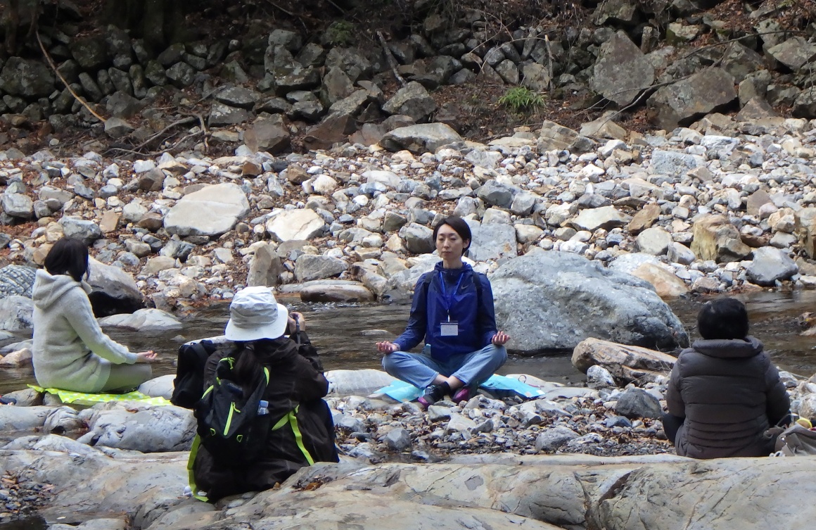 町の人や自然を身近に感じながら働けます