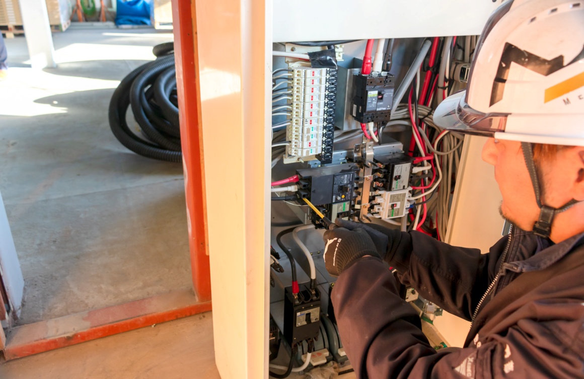 幅広い電気工事に対応します