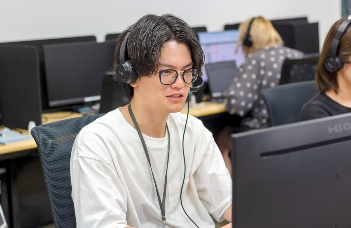 学生の就職活動をサポートする仕事です