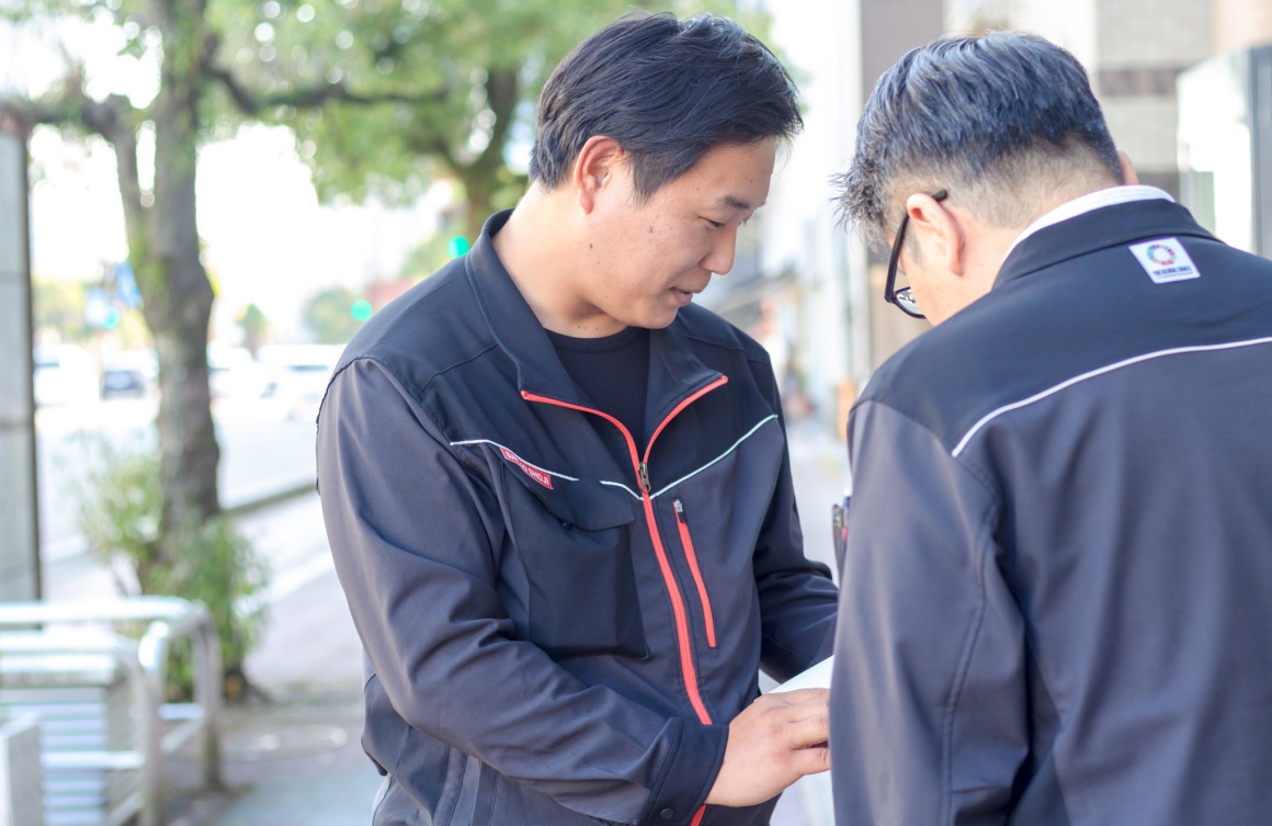 工事現場に必要な資材を確認して届ける仕事です