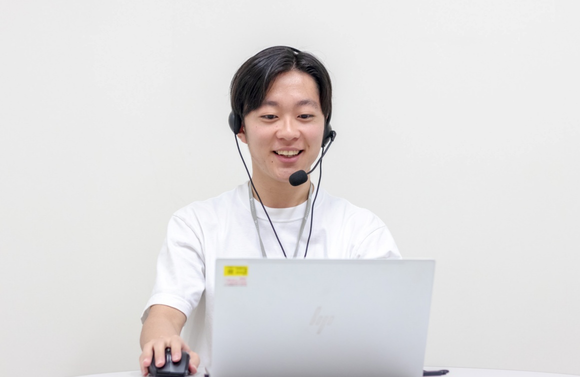 テレビショッピングの注文を受け付ける仕事です