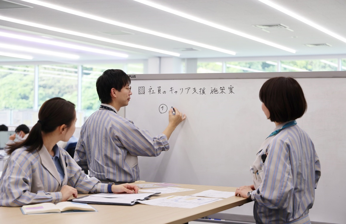 会社の成長を支えるコーポレート部門