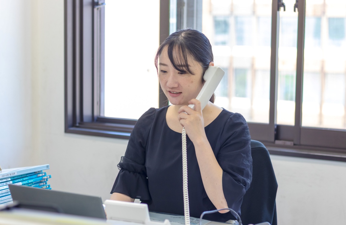 お客様と営業とのパイプ役を担います