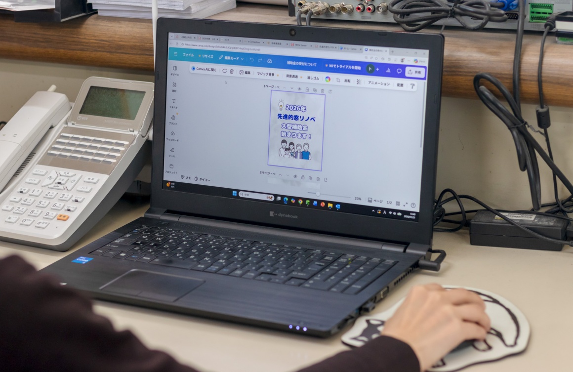 会社のHPやSNSなどの更新を担当します