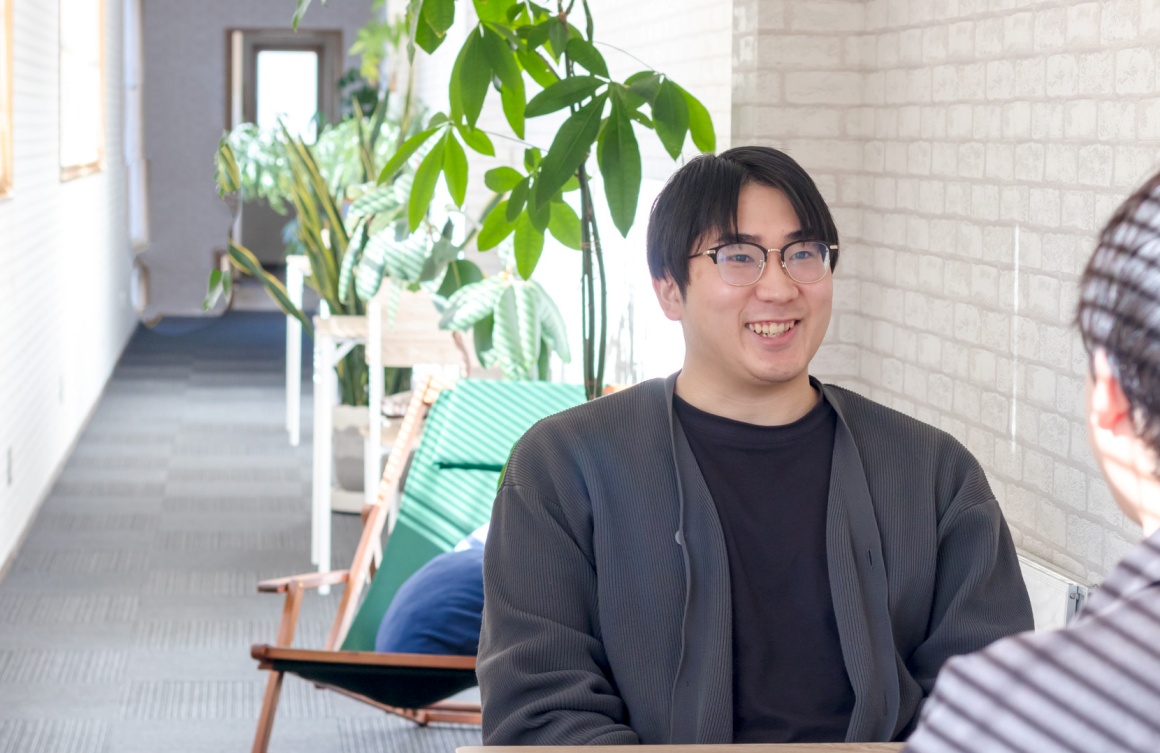 若手とベテランがお互いに学び合う環境です