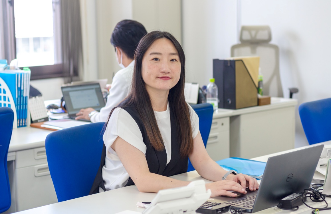 お客様の満足度を維持向上させるためのサポート。現状をヒアリングし、お客様と営業のパイプ役を担います
