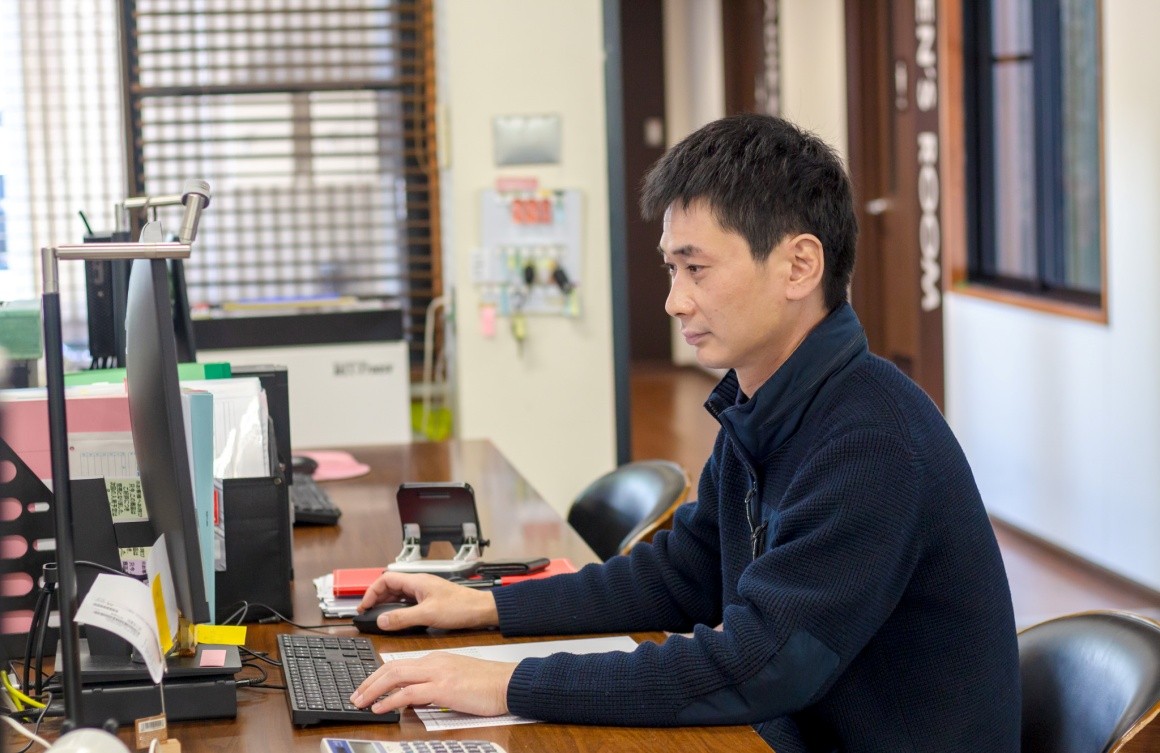 商品の在庫管理や仕入れ・発注を担当します